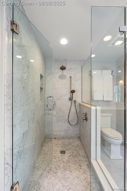 1832 Melbourne Street