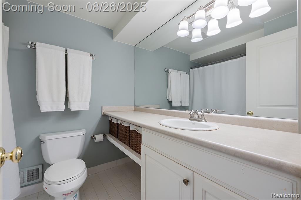 1832 Melbourne Street