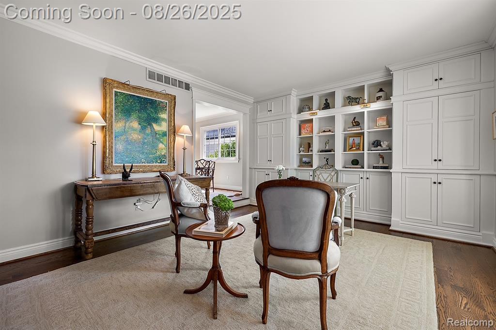 1832 Melbourne Street