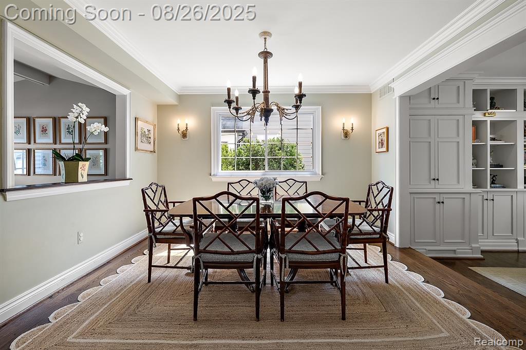 1832 Melbourne Street