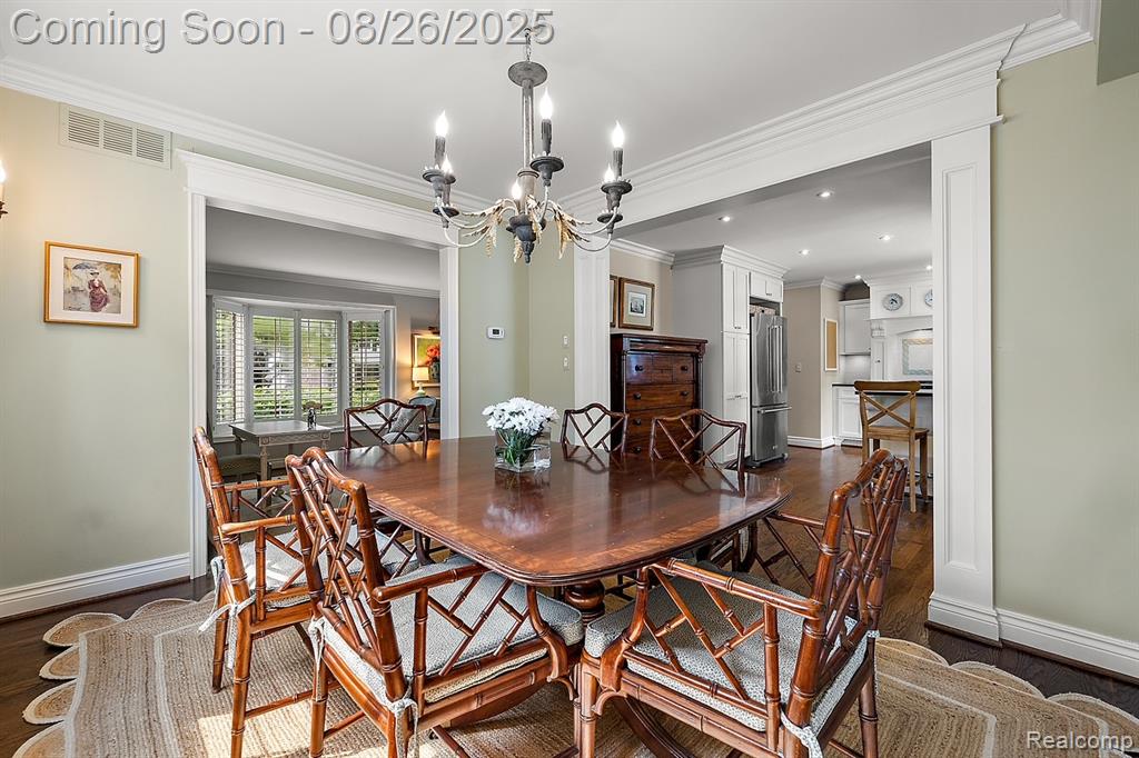 1832 Melbourne Street