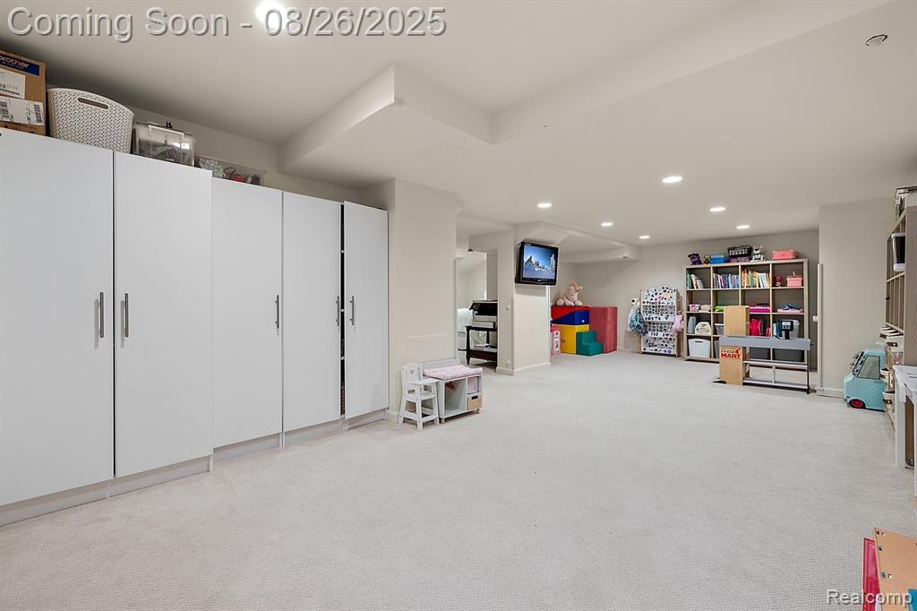 1832 Melbourne Street