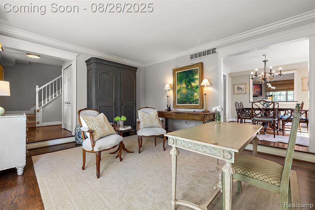 1832 Melbourne Street