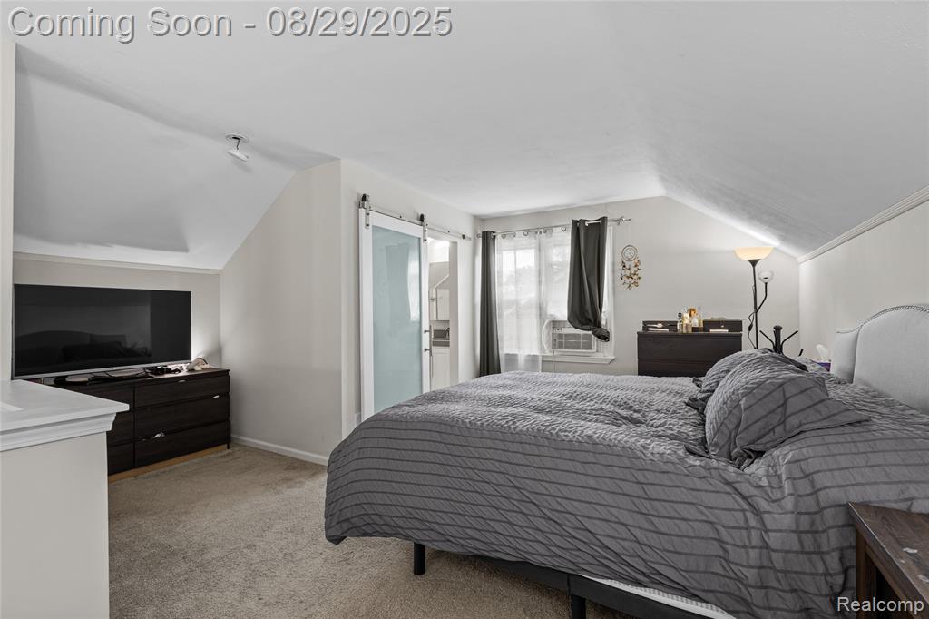 712 S Minerva Avenue