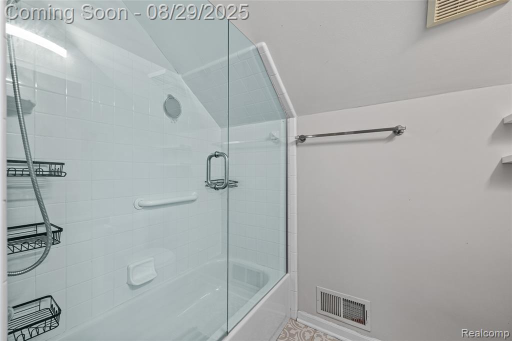 712 S Minerva Avenue