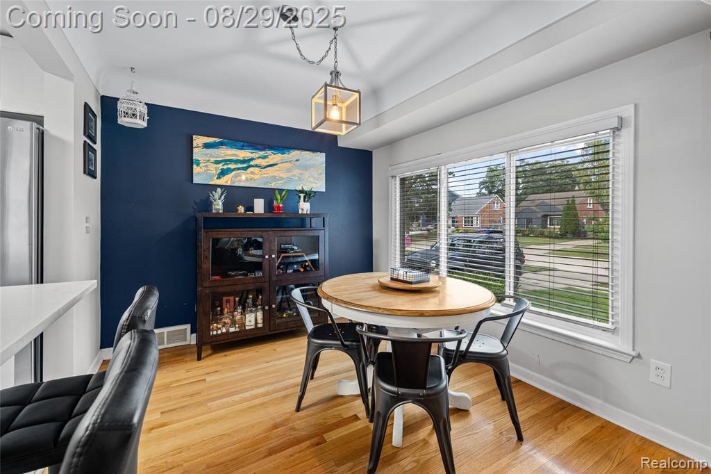 712 S Minerva Avenue