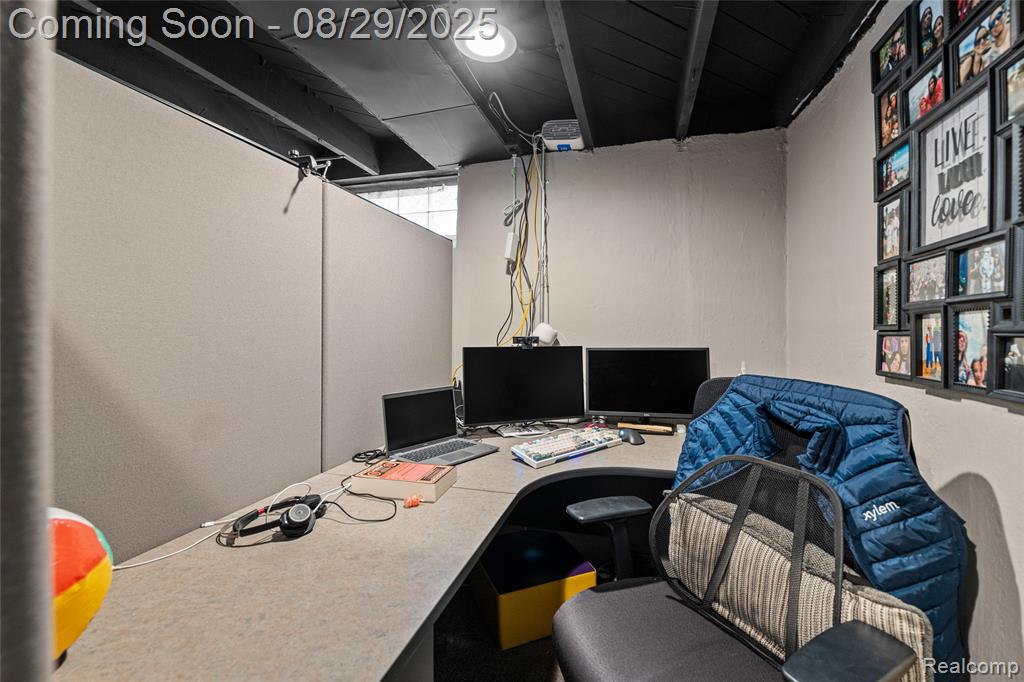 712 S Minerva Avenue