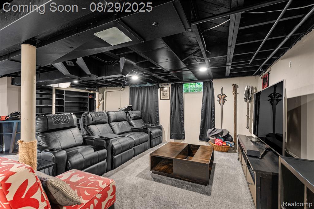 712 S Minerva Avenue