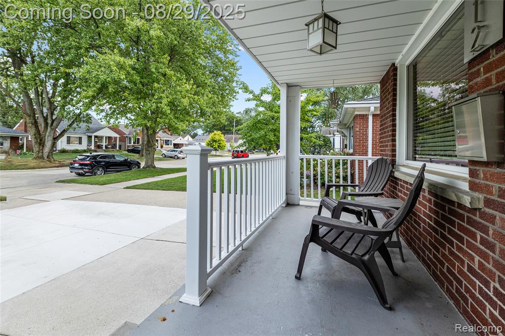 712 S Minerva Avenue