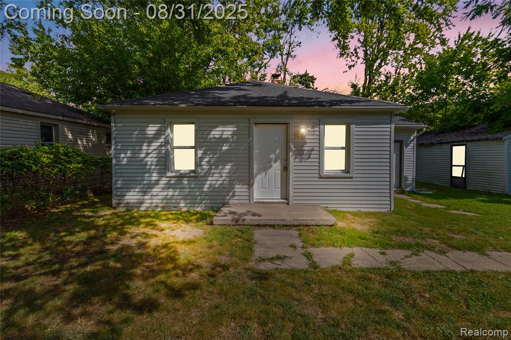 375 E Sheffield Avenue