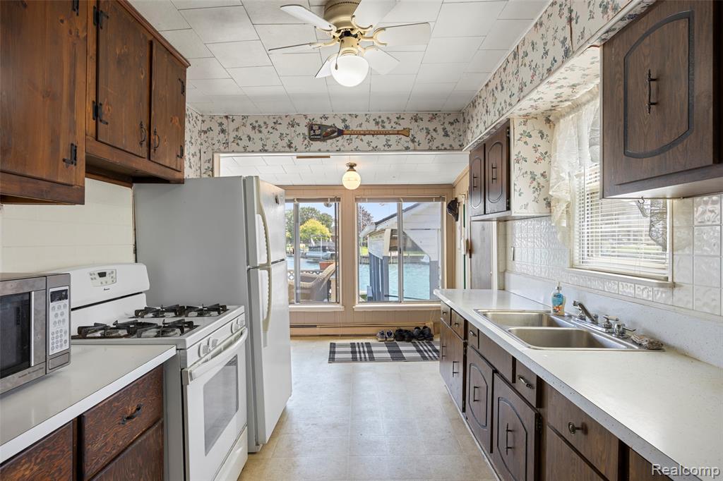 8893 Anchor Bay Drive