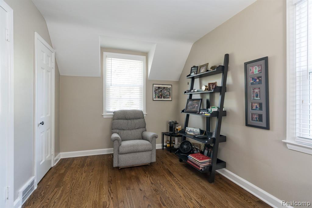 27714 California Drive