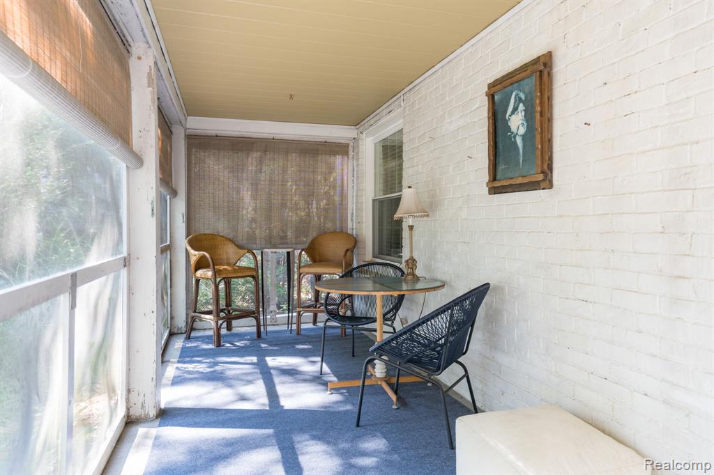 27714 California Drive