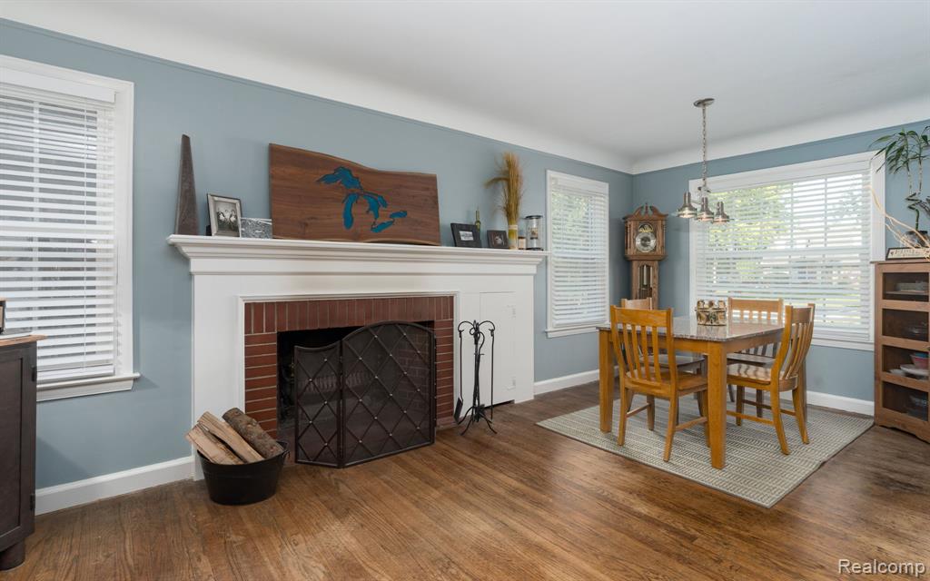 27714 California Drive