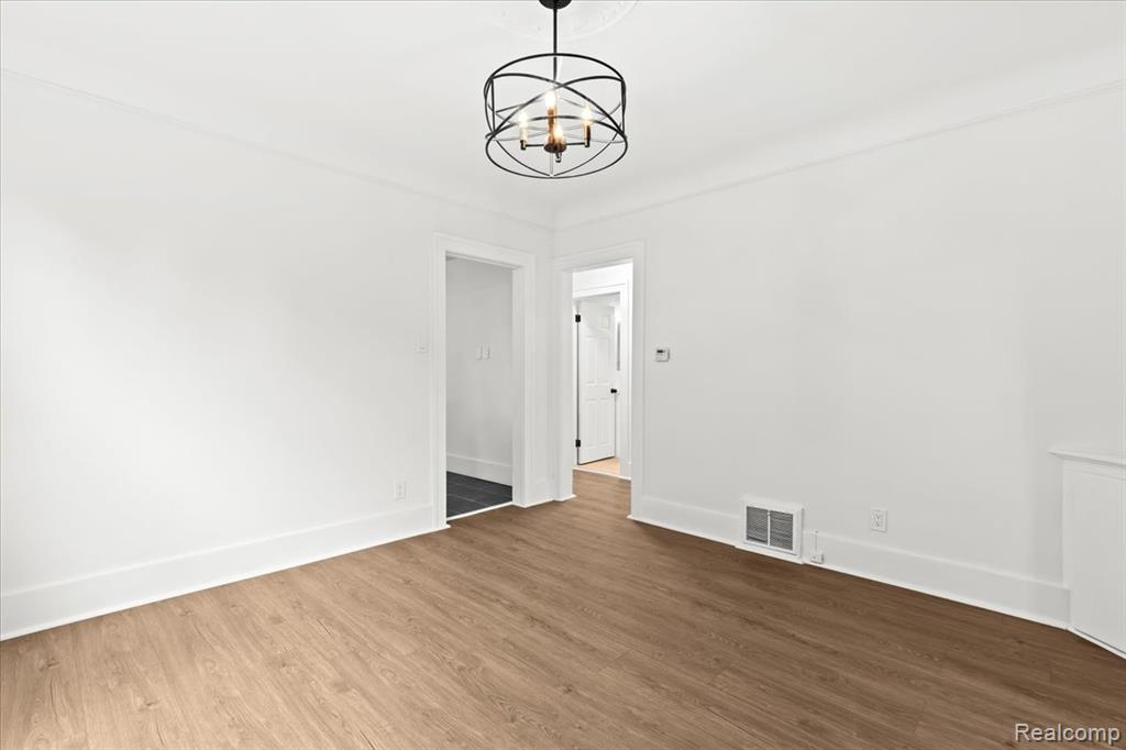 5307 Three Mile Drive