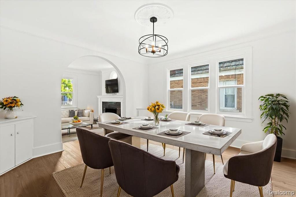 5307 Three Mile Drive