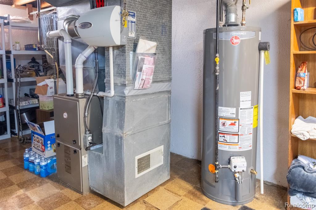 27207 Huntington Drive