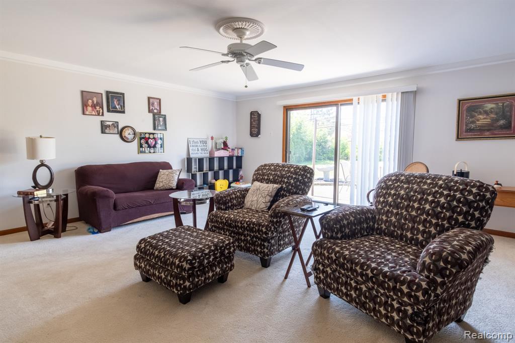 27207 Huntington Drive