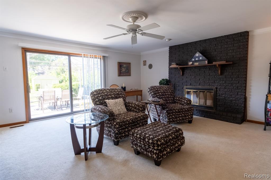 27207 Huntington Drive