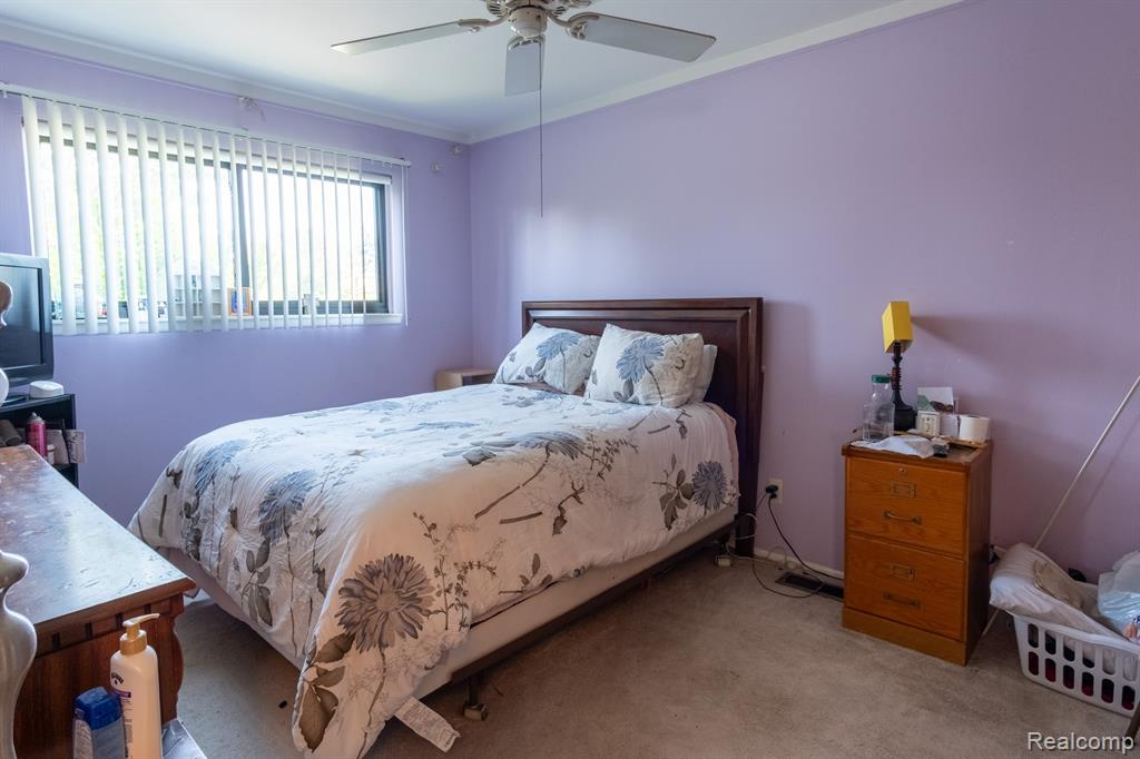 27207 Huntington Drive