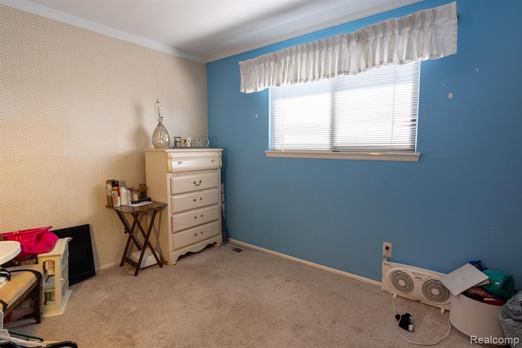 27207 Huntington Drive