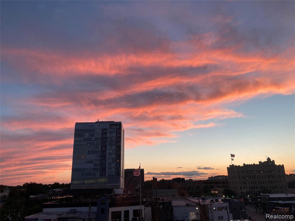 100 W 5th Street # 504