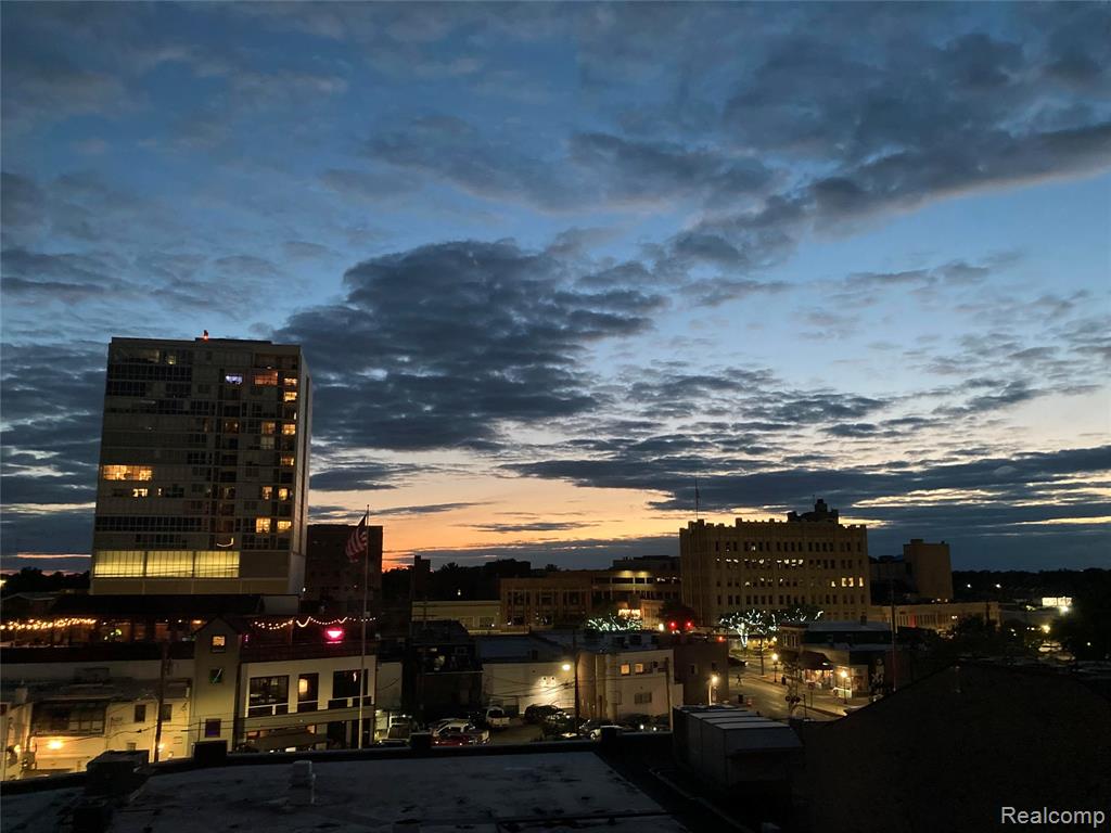 100 W 5th Street # 504