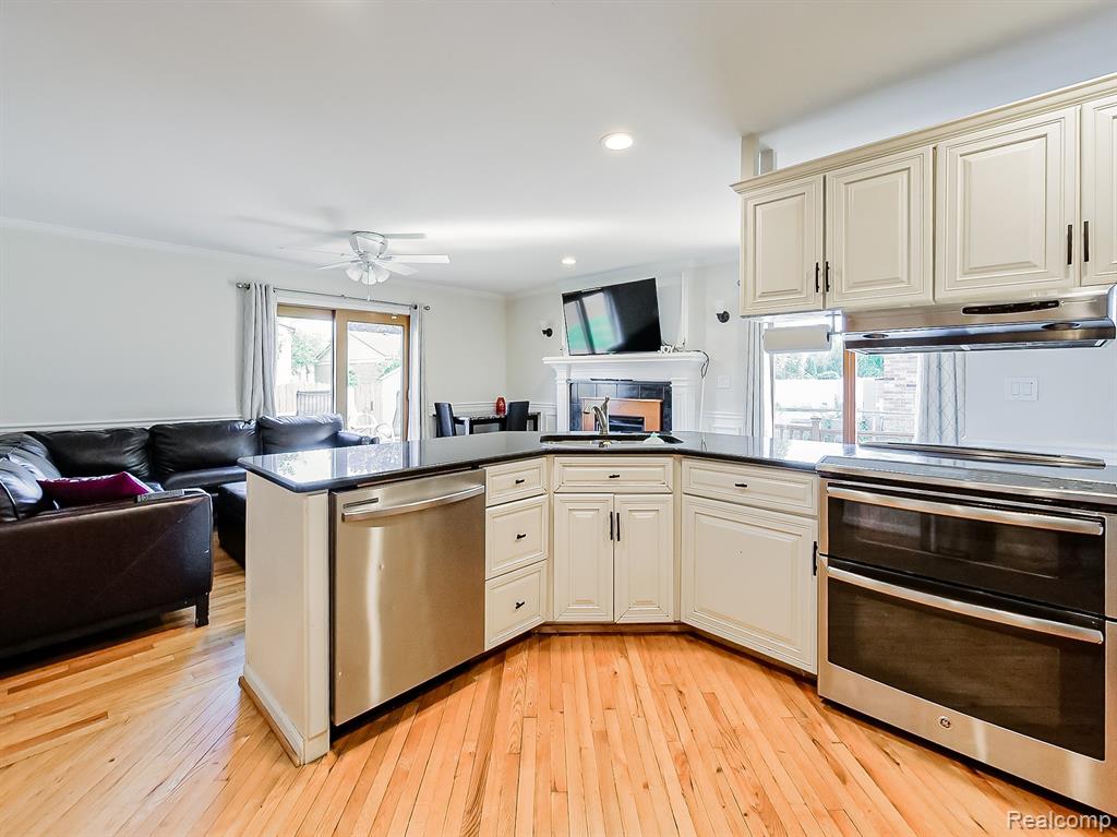 29202 W Nottingham Circle