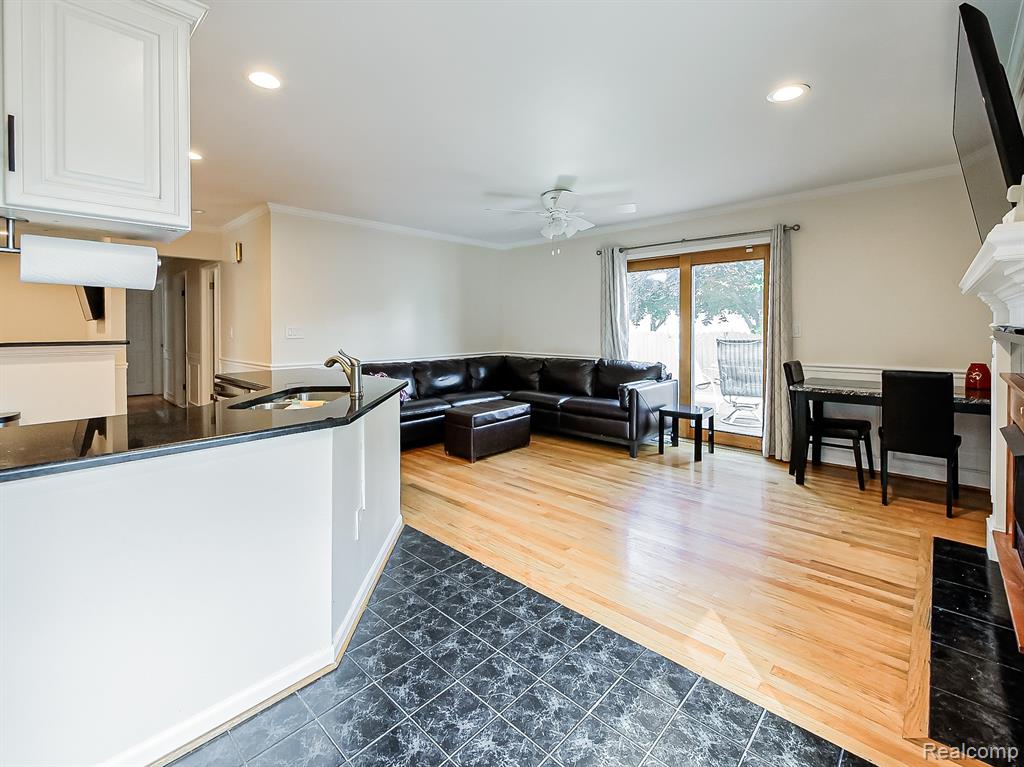 29202 W Nottingham Circle