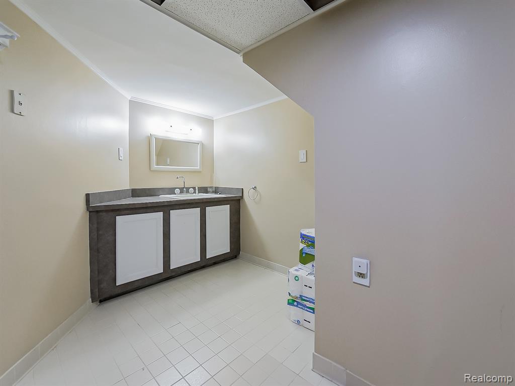 29202 W Nottingham Circle