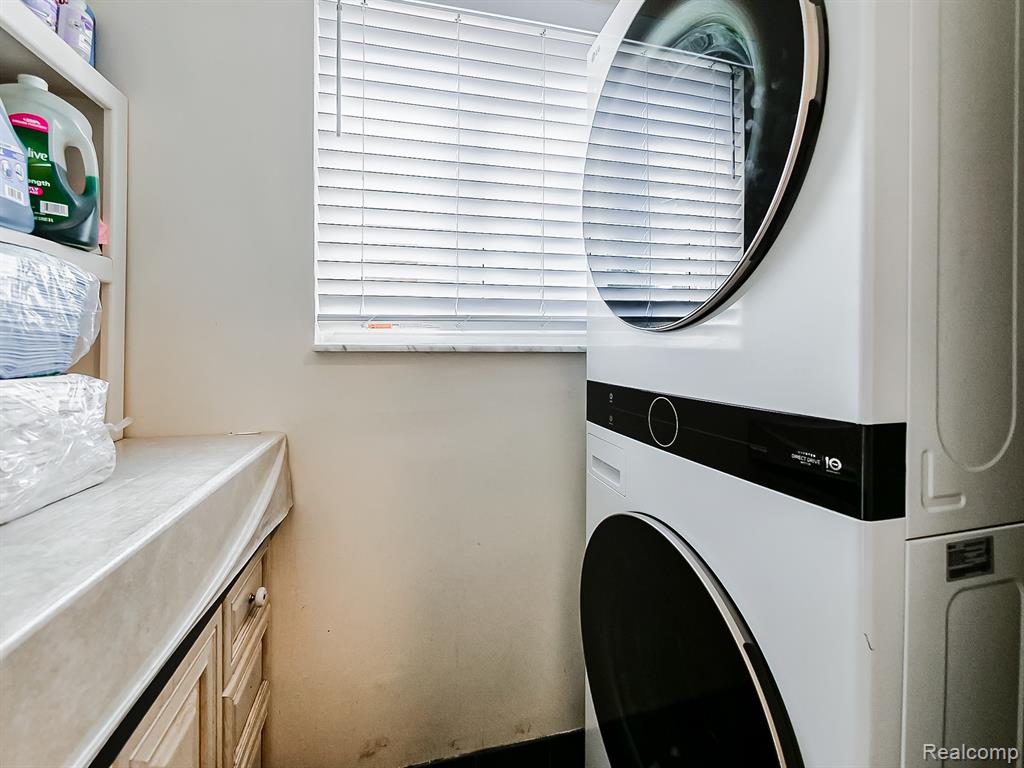 29202 W Nottingham Circle