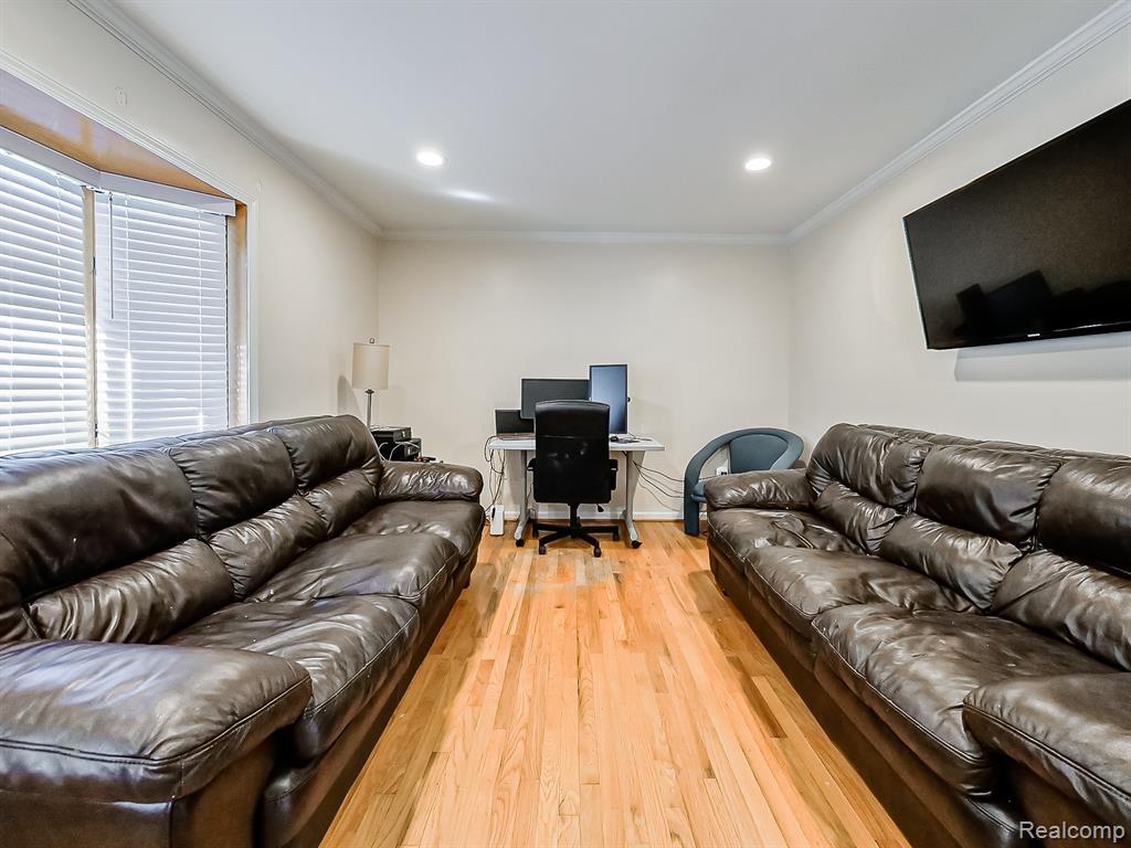 29202 W Nottingham Circle