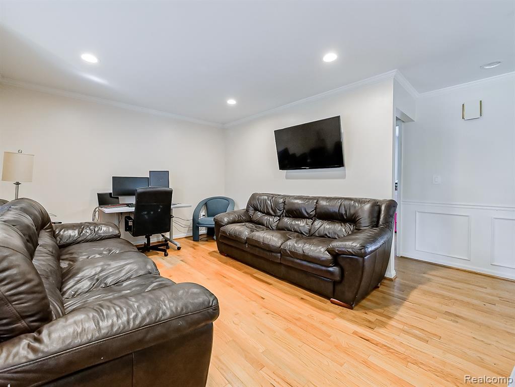 29202 W Nottingham Circle