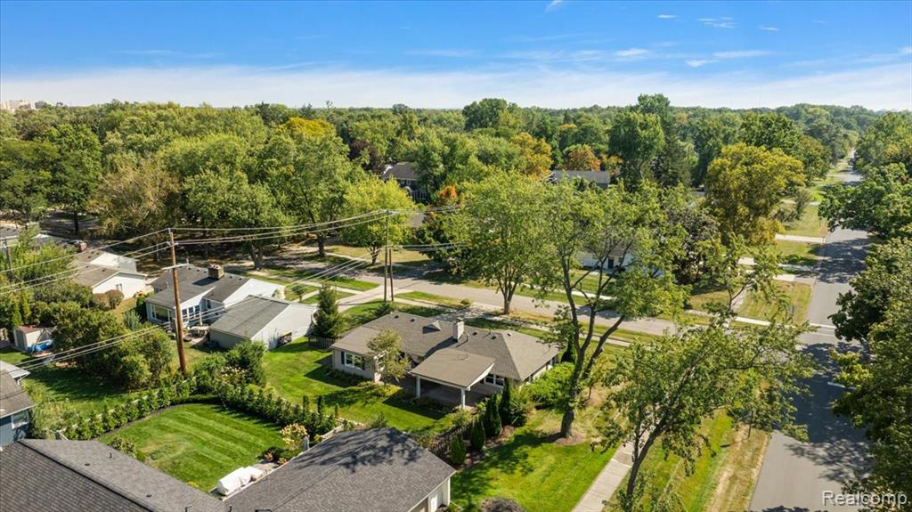 16276 Amherst Avenue