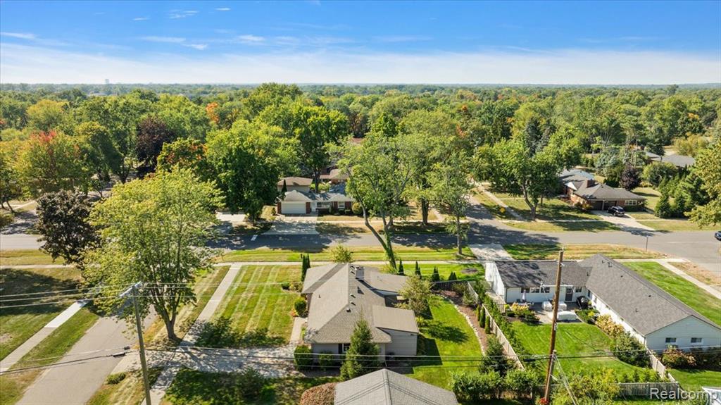 16276 Amherst Avenue