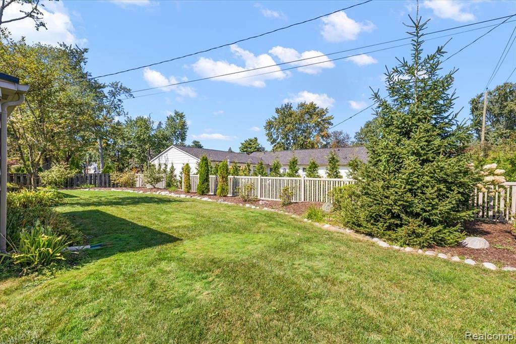 16276 Amherst Avenue