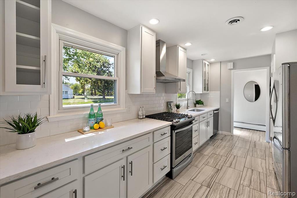 16276 Amherst Avenue