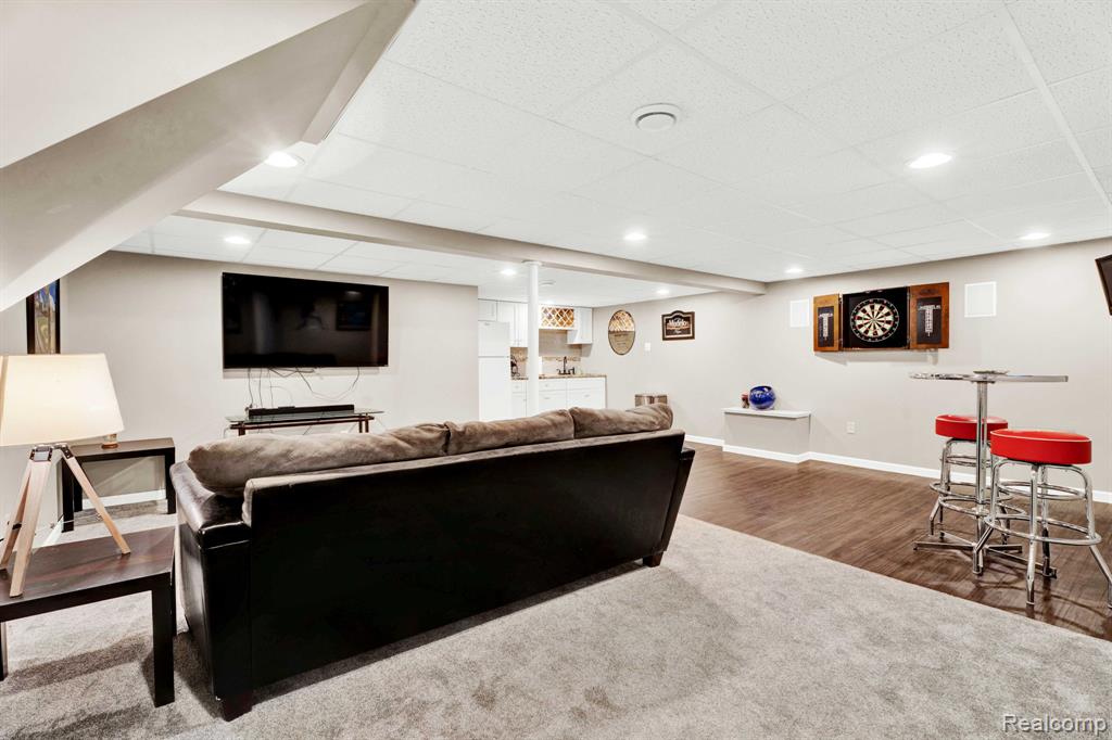 41225 Greenspire Drive