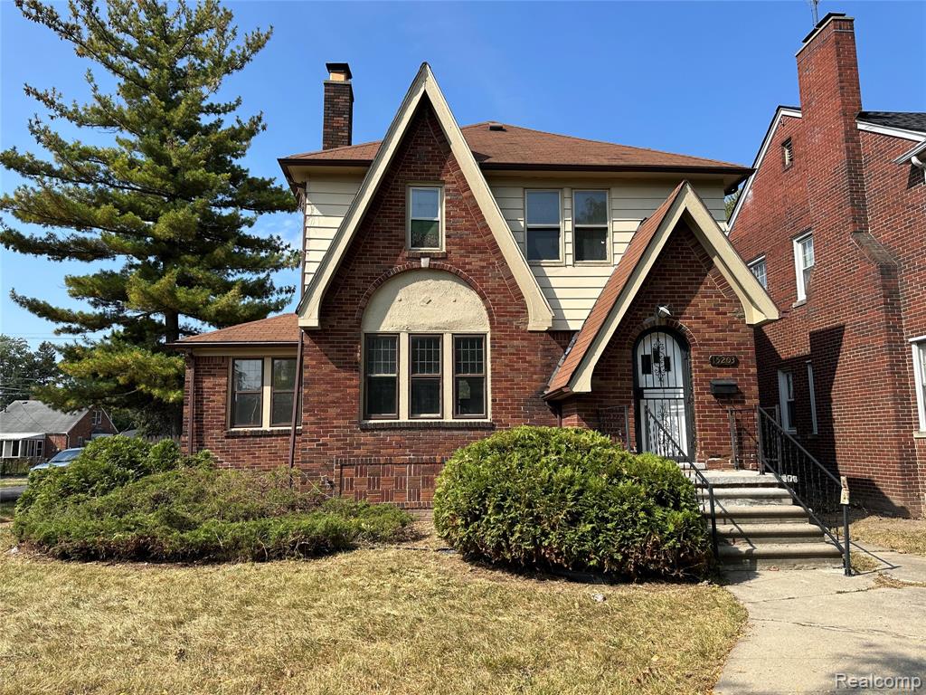 15203 Mettetal Street