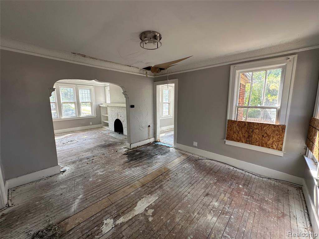 15203 Mettetal Street