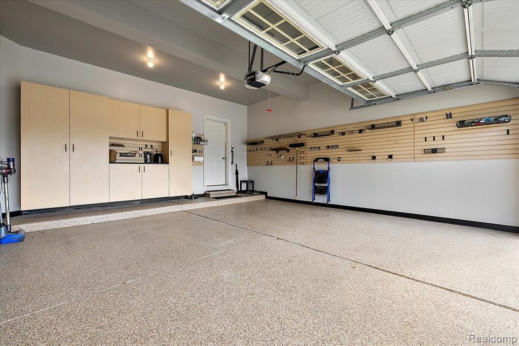 4404 Navin Field Lane