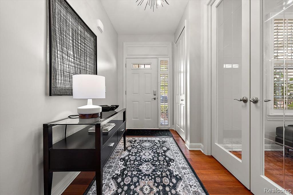 4404 Navin Field Lane