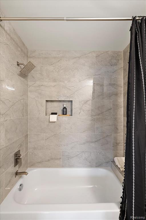 4404 Navin Field Lane