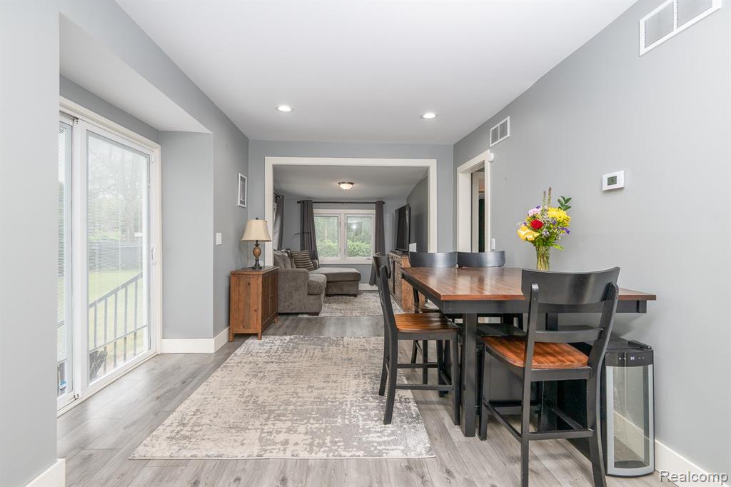 21059 Westview Avenue