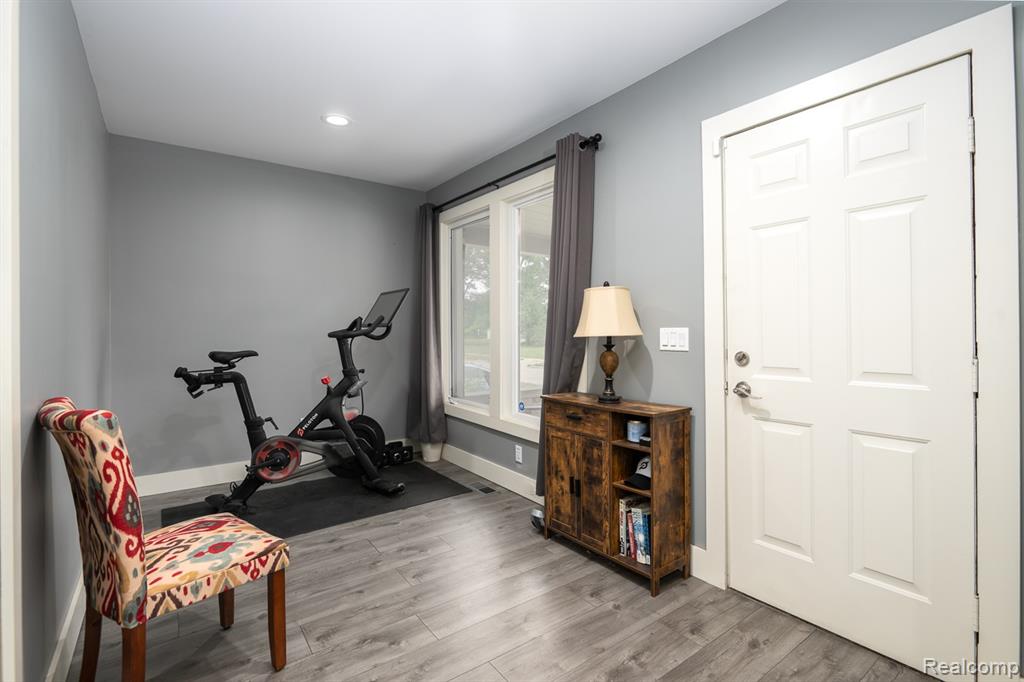 21059 Westview Avenue