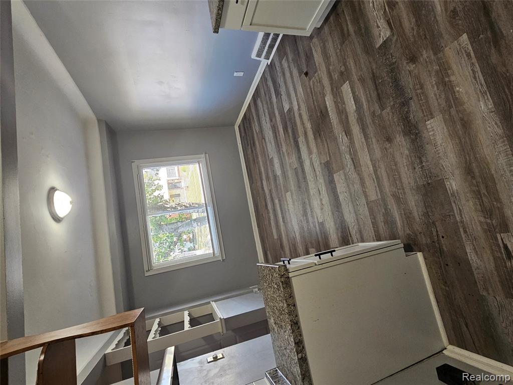 14072 Carlisle Street