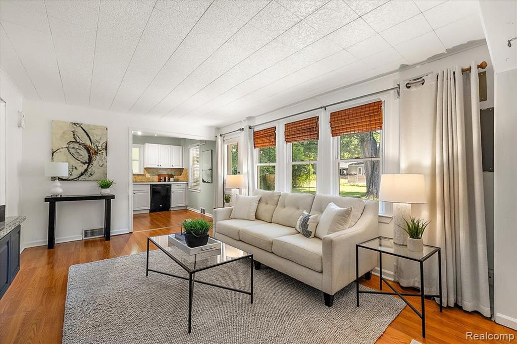 8880 Elmhurst Avenue