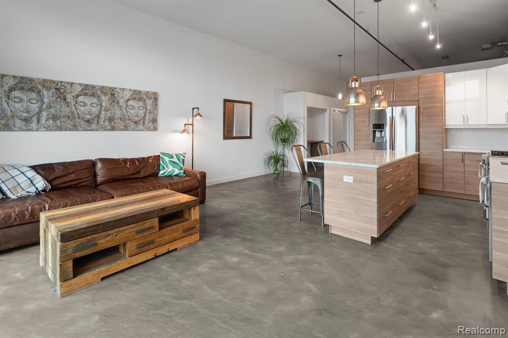 211 E 9 Mile Road # 207