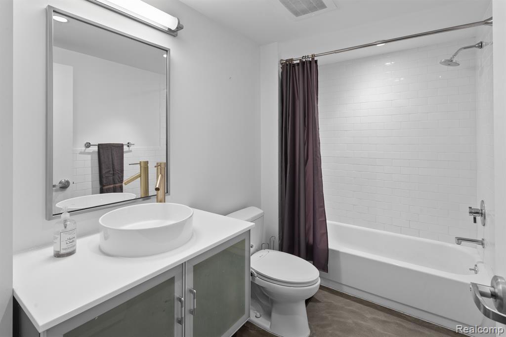 211 E 9 Mile Road # 207