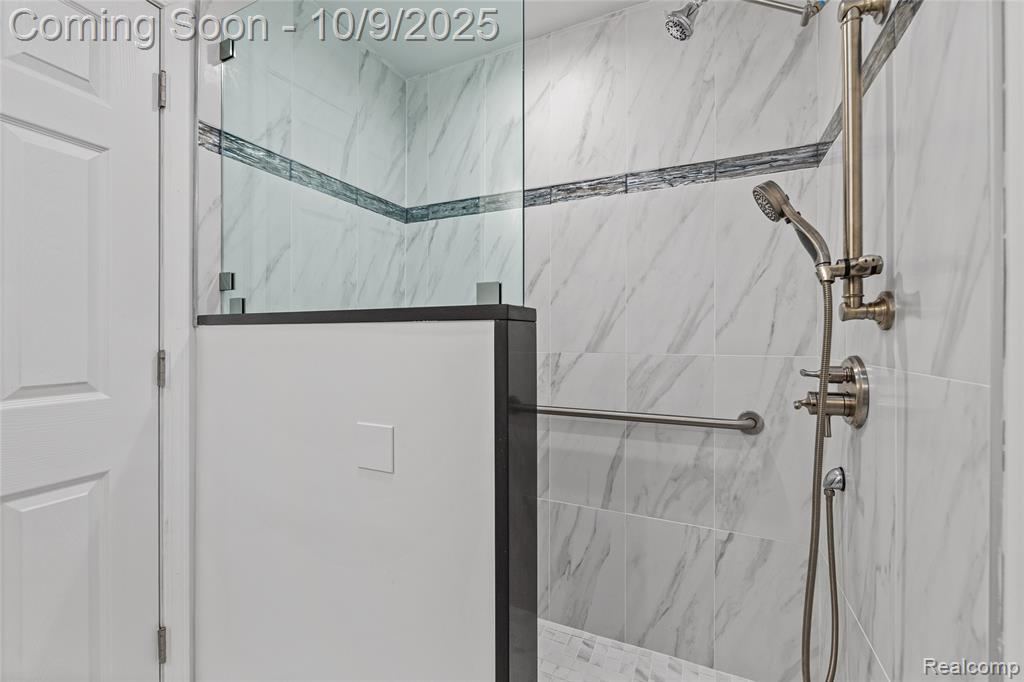 1019 N Edgeworth Avenue